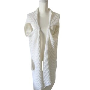 Chic Cream Women's Sweater Vest